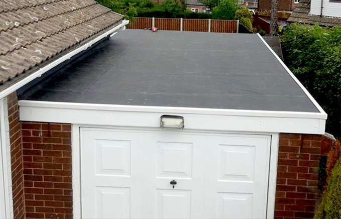 Common Problems With Flat Roofs & Recommended Solutions